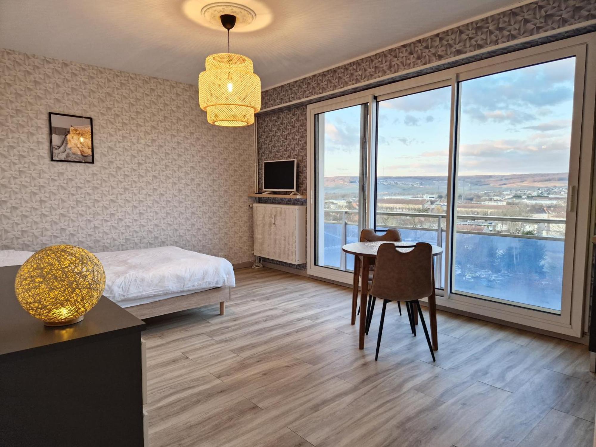 Studio Avenue De Champagne Epernay Ngoại thất bức ảnh